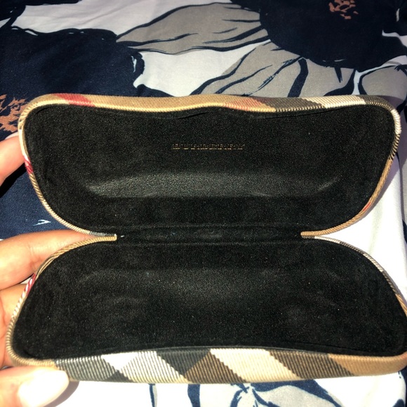 Burberry sun glasses